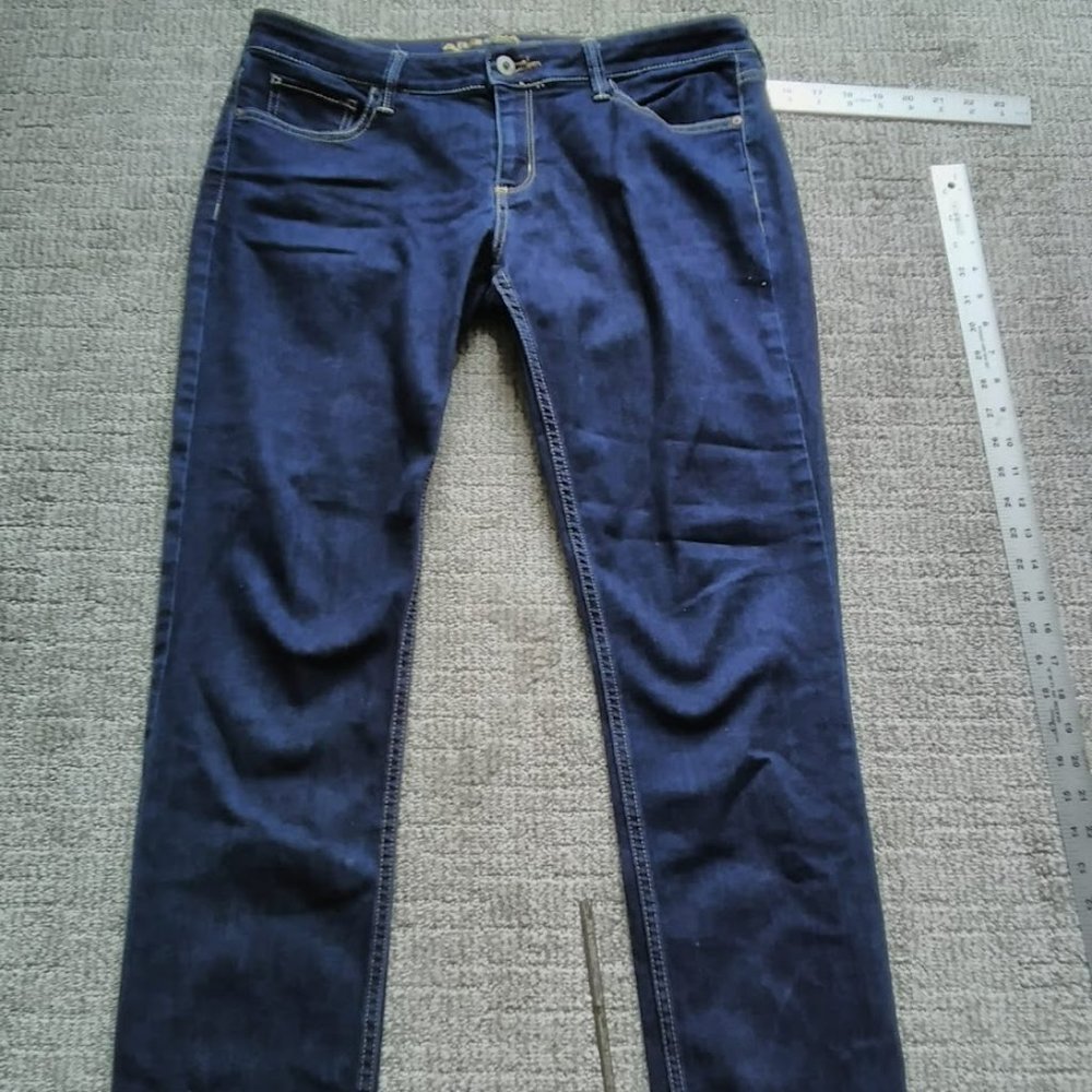 Arizona Dark Super Skinny Jeans NWOT- Size 13
